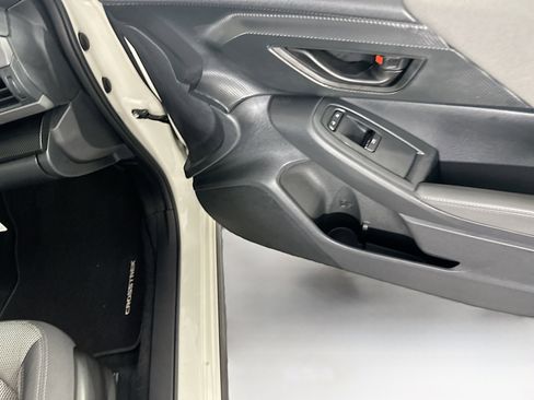 Used 2024 Subaru Crosstrek 2.0i Premium image 29