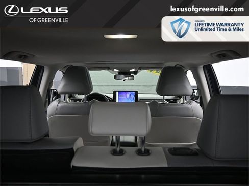 Used 2023 Toyota RAV4 XLE Premium image 34