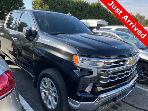 Used 2022 Chevrolet Silverado 1500 LTZ image 1