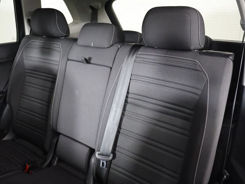Used 2023 Volkswagen Tiguan S FWD image 31