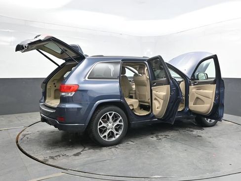 Used 2020 Jeep Grand Cherokee Overland AWD/4WD image 55