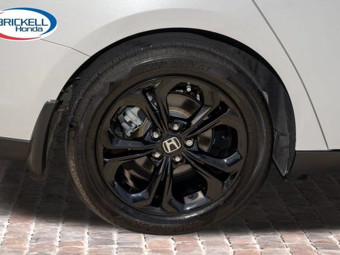 Certified 2025 Honda Accord SE image 42