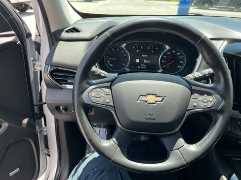 Used 2021 Chevrolet Traverse High Country AWD/4WD image 13
