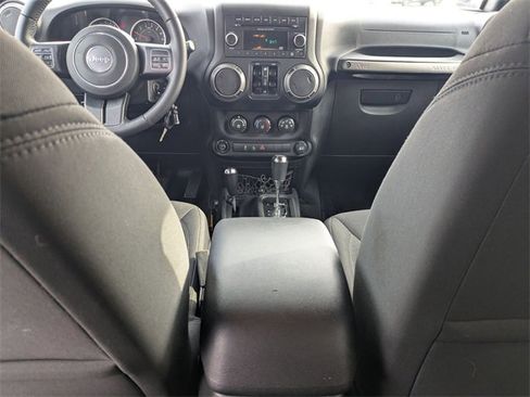 Used 2018 Jeep Wrangler Unlimited Sport S image 21