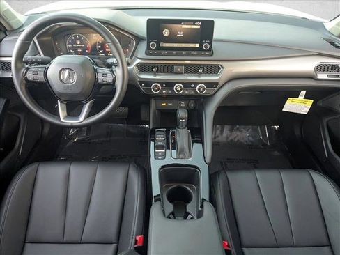 Certified 2025 Acura Integra image 18