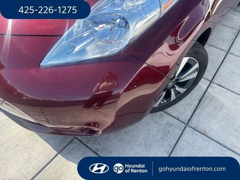 Used 2016 Nissan Leaf SV FWD image 1
