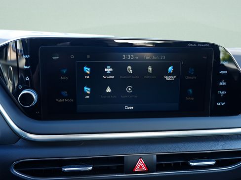 Certified 2023 Hyundai Sonata SEL w/ Convenience Package FWD image 33