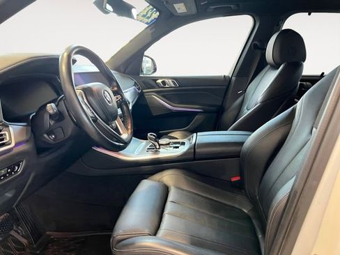 Used 2022 BMW X5 xDrive40i AWD/4WD image 7