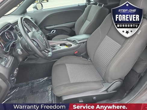 Used 2023 Dodge Challenger SXT RWD image 12