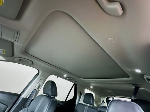 Used 2023 Honda Pilot Touring image 26