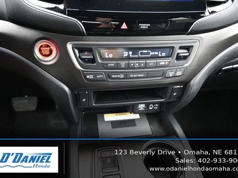 Used 2023 Honda Passport TrailSport image 32