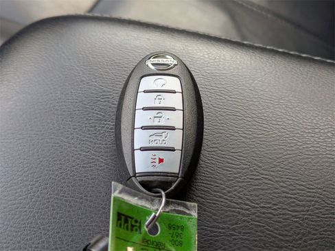 Used 2015 Nissan Pathfinder SL w/ SL Premium Package image 45