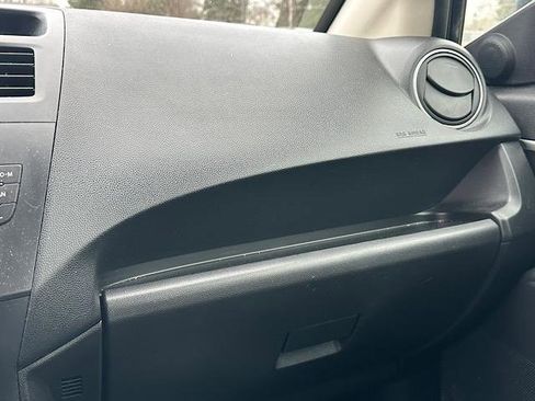 Used 2015 MAZDA MAZDA5 Sport image 31