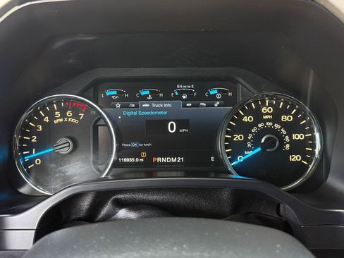 Used 2015 Ford F150 Lariat AWD/4WD image 22