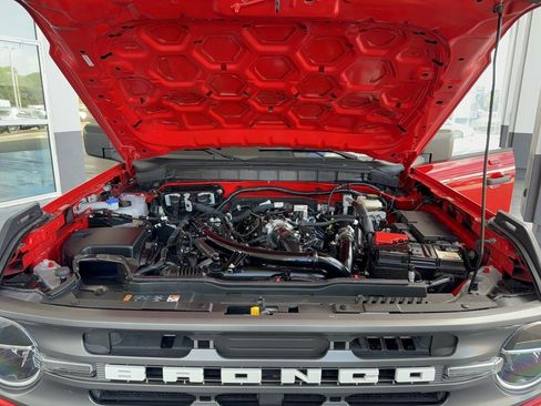 Certified 2023 Ford Bronco Big Bend w/ Sasquatch Package image 35