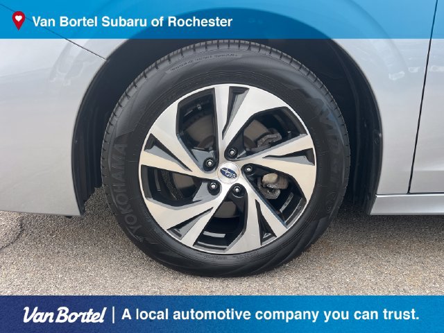Certified 2024 Subaru Legacy AWD/4WD image 9