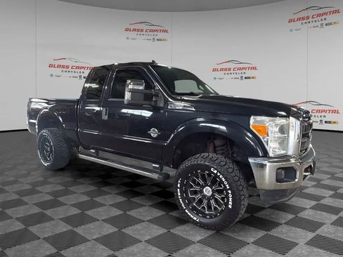 Used 2011 Ford F250 XLT w/ Chrome Pkg image 1