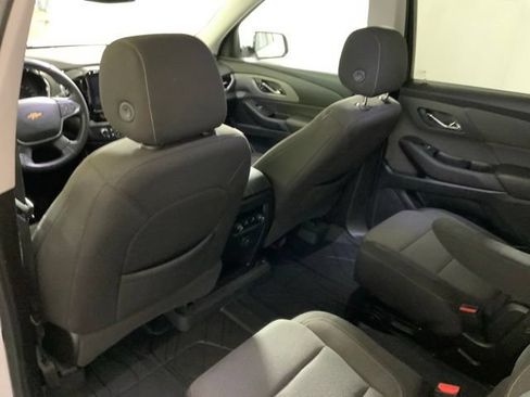 Used 2020 Chevrolet Traverse LT FWD image 26