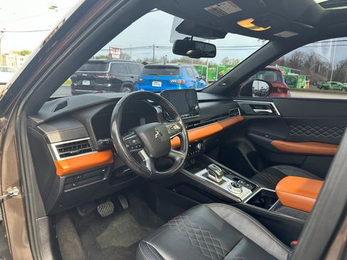 Used 2022 Mitsubishi Outlander SEL AWD/4WD image 17