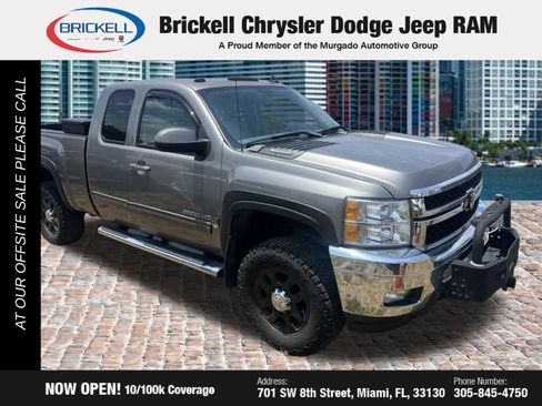 Used 2012 Chevrolet Silverado 2500 LTZ w/ LTZ Plus Package AWD/4WD image 7