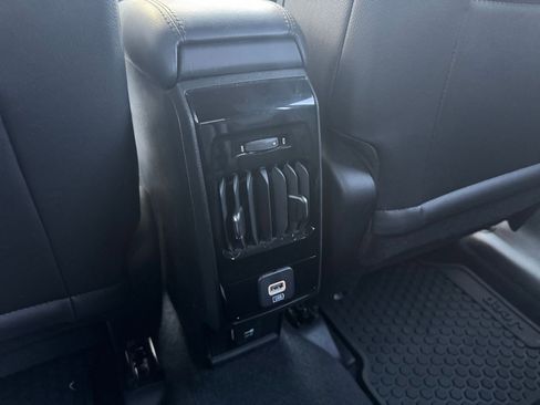 Used 2025 Jeep Compass Trailhawk image 22