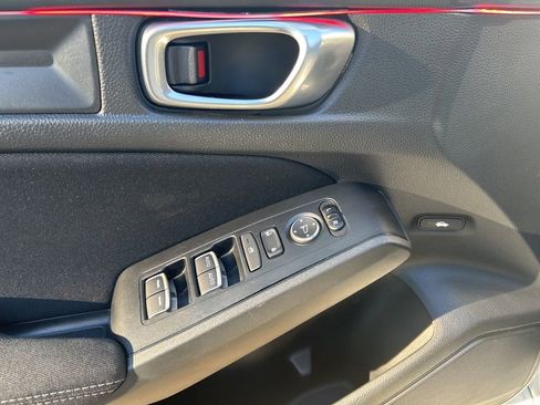 Used 2023 Honda Civic Sport image 7