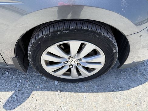 Used 2011 Honda Accord EX-L image 12