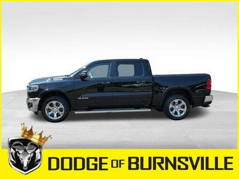 Used 2025 RAM 1500 Big Horn AWD/4WD image 4