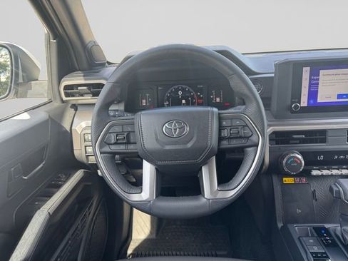 Certified 2024 Toyota Tacoma SR5 w/ SR5 Upgrade Package AWD/4WD image 12