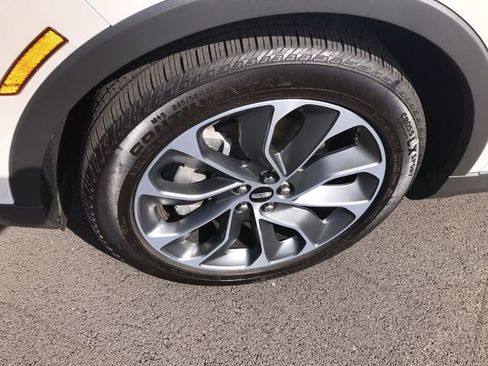 Used 2022 Lincoln Nautilus Reserve AWD/4WD image 10