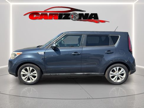 Used 2014 Kia Soul + FWD image 10