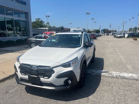 Used 2026 Subaru Crosstrek 2.5i Premium AWD/4WD image 7