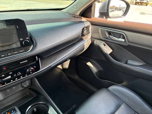 Used 2021 Nissan Rogue SL w/ Premium Package FWD image 34