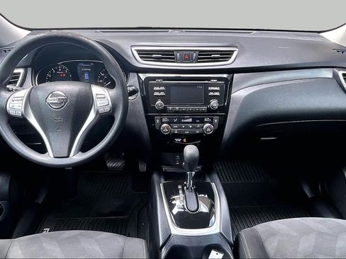 Used 2016 Nissan Rogue SV FWD image 15