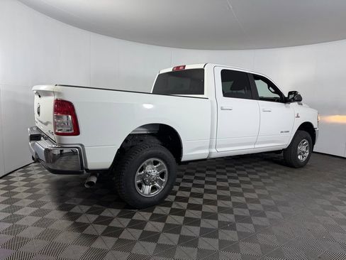 Used 2022 RAM 2500 Big Horn w/ Cold Weather Group AWD/4WD image 6