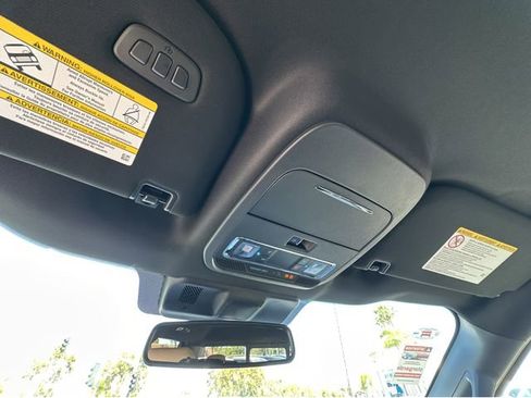 New 2026 Ford F250 Lariat w/ FX4 Off-Road Package image 25