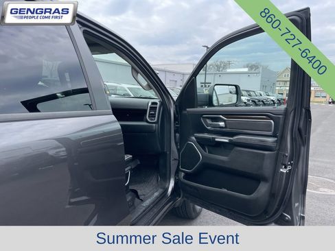 Used 2022 RAM 1500 Laramie AWD/4WD image 10