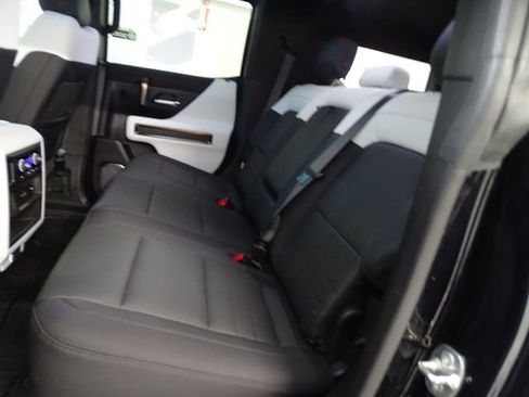 Used 2025 GMC Hummer EV 2X w/ LPO, Sport Package AWD/4WD image 4