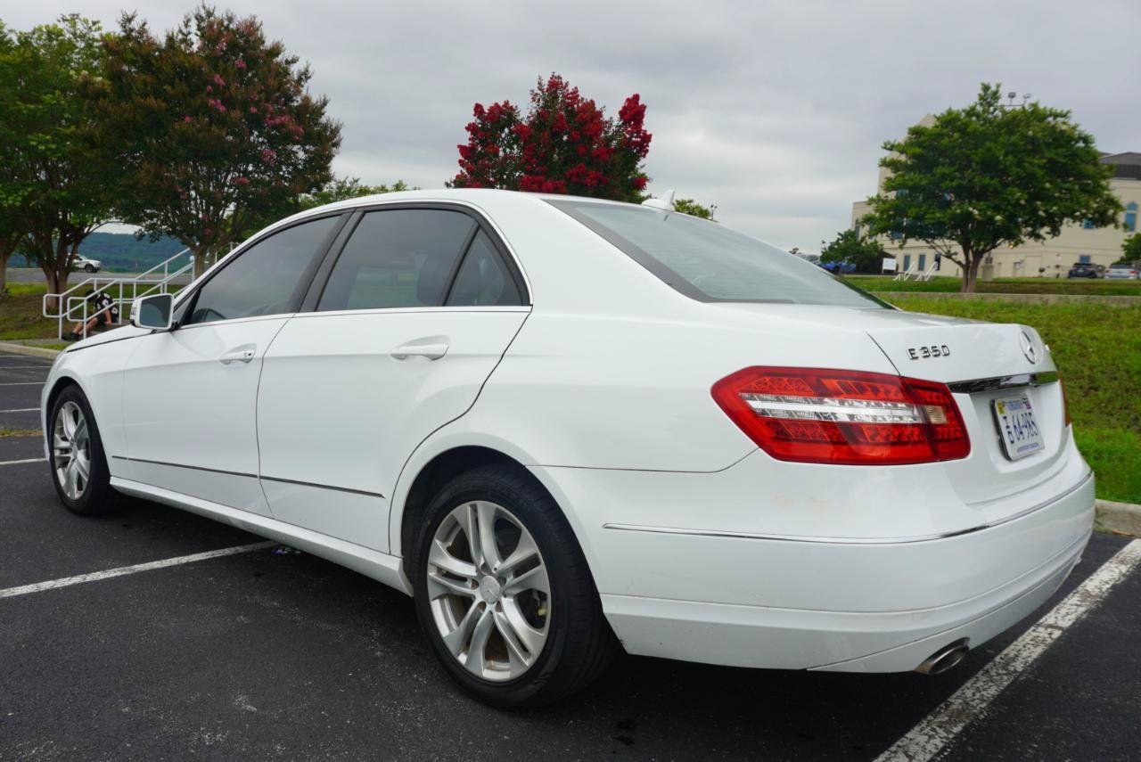 Used 2011 Mercedes-Benz E 350 4MATIC Sedan image 5