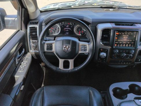Used 2017 RAM 1500 Laramie w/ Convenience Group AWD/4WD image 16
