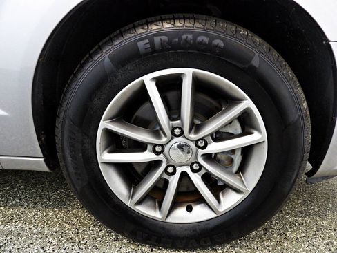 Used 2016 Dodge Grand Caravan SE FWD image 19