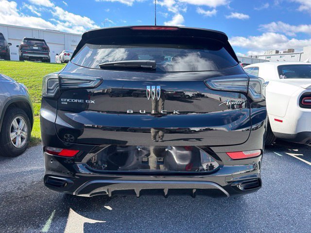 Used 2024 Buick Encore GX Avenir w/ Avenir Convenience Package AWD/4WD image 5