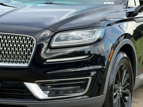 Used 2019 Lincoln Nautilus Select AWD/4WD image 11