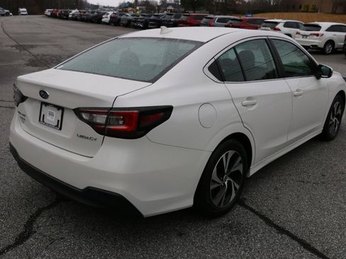 Used 2022 Subaru Legacy Premium image 8