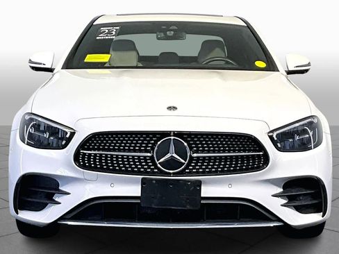 Used 2023 Mercedes-Benz E 350 4MATIC Sedan image 4