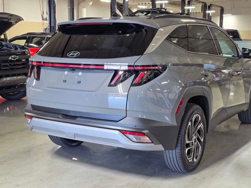 New 2026 Hyundai Tucson Limited image 11