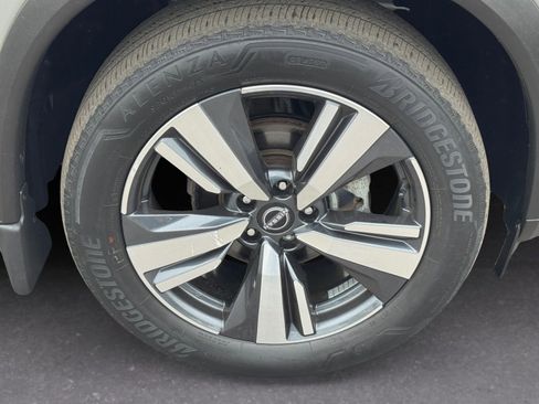 Used 2023 Nissan Rogue SL w/ SL Premium Package AWD/4WD image 7