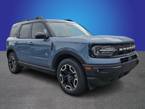 Used 2024 Ford Bronco Sport Outer Banks w/ Tech Package AWD/4WD image 3