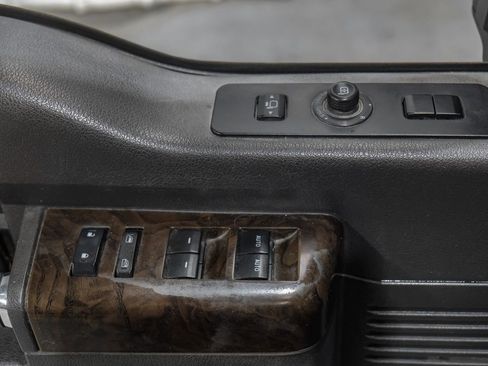 Used 2016 Ford F350 Platinum image 40