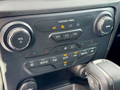 Certified 2022 Ford Ranger XLT w/ Equipment Group 301A Mid image 16